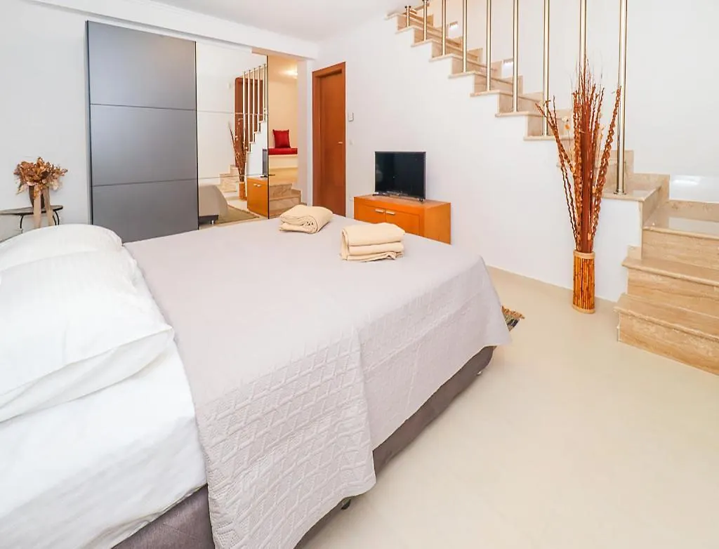 Luxurious 4-Bedroom Villa Anya With Private Pool In Kassandra, Halkidiki Paliouri